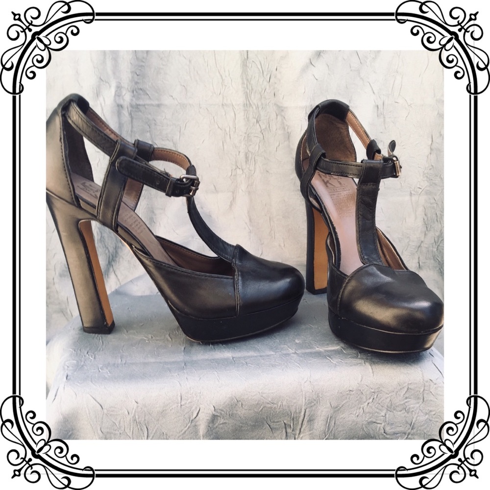 Classy yet tough black platforms!